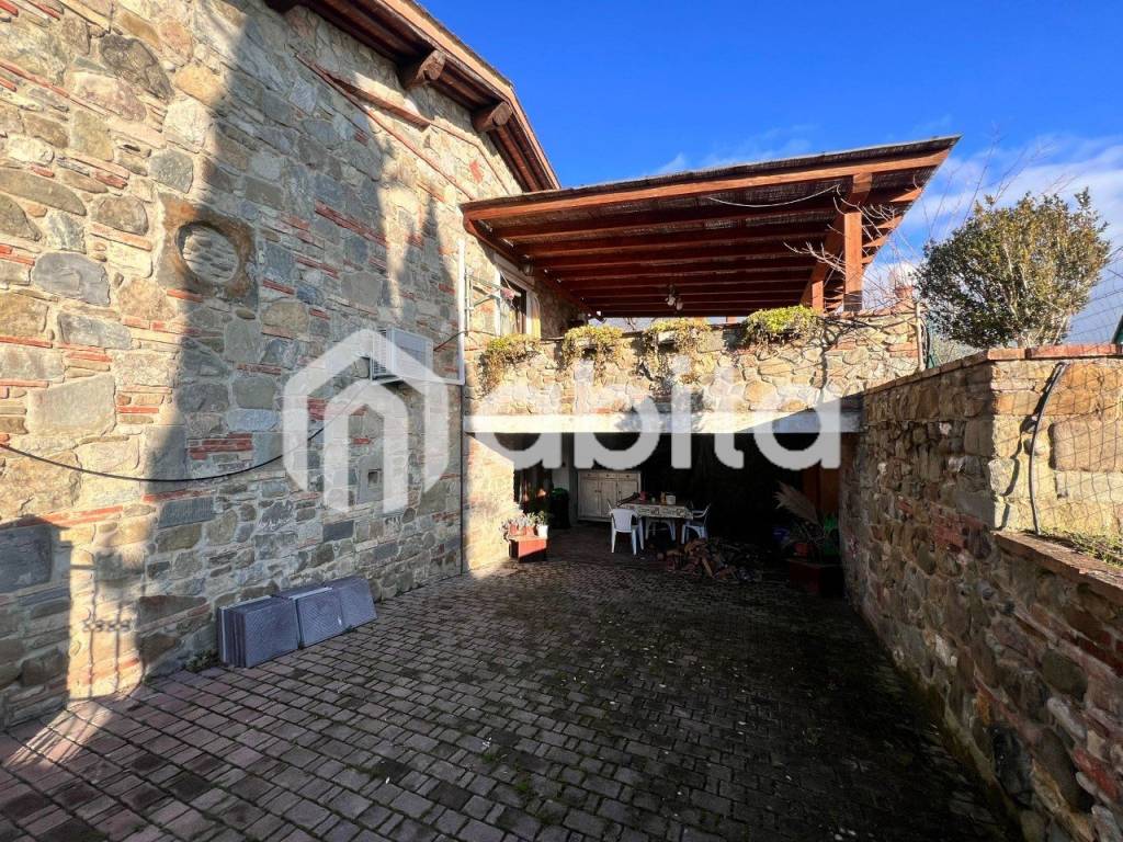 Villa a Terranuova bracciolini in montemarciano - Foto 4