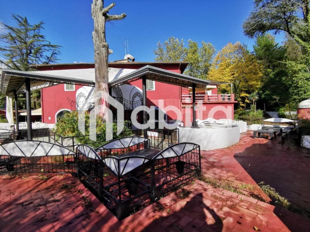 Villa a Terranuova bracciolini in strada lungo l'arno - Foto 3