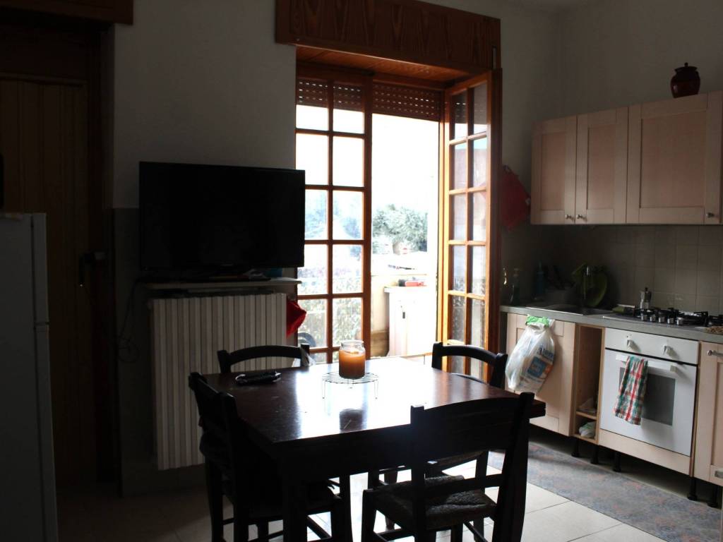 Appartamento a Francavilla fontana in Via Filippo Turati - Foto 2