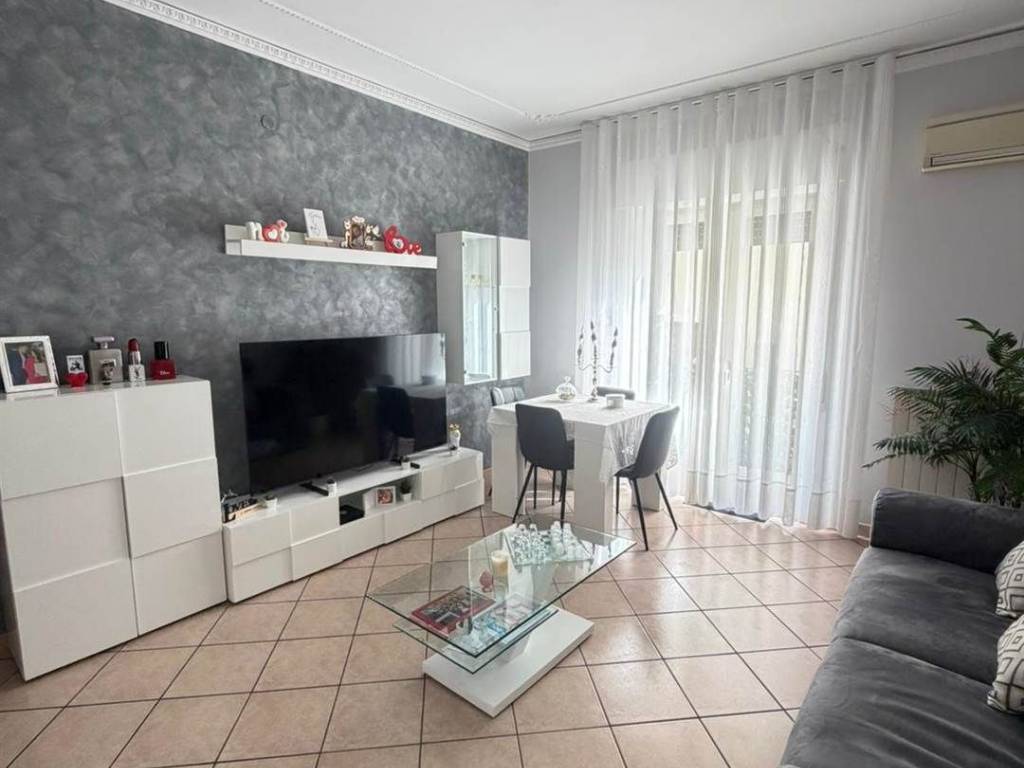 Appartamento a Cosenza in Via Walter Tobagi - Foto 2