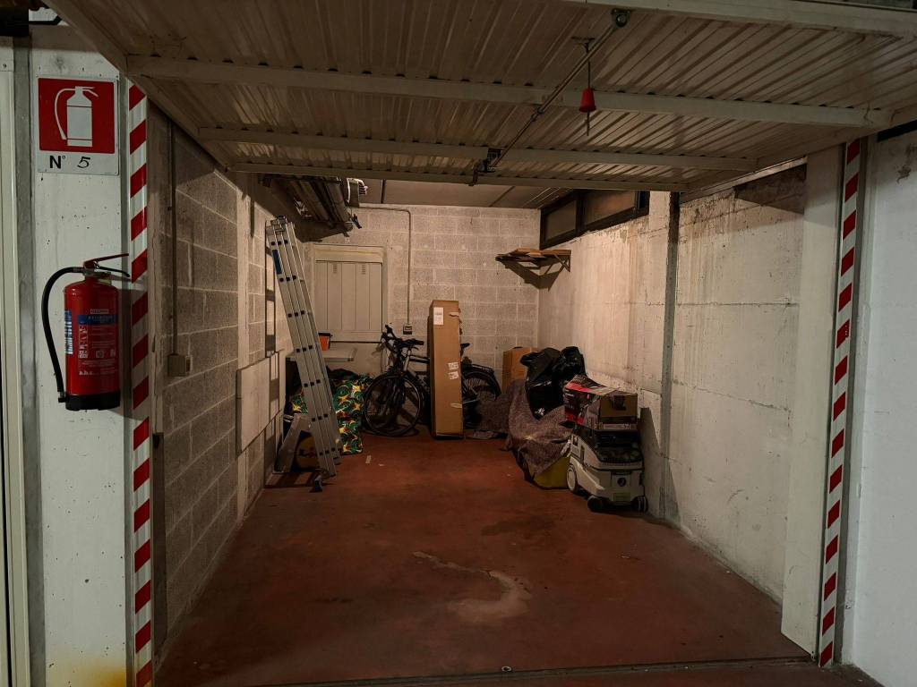 Box / garage a Cento in Via Dante Alighieri, 25 - Foto 4