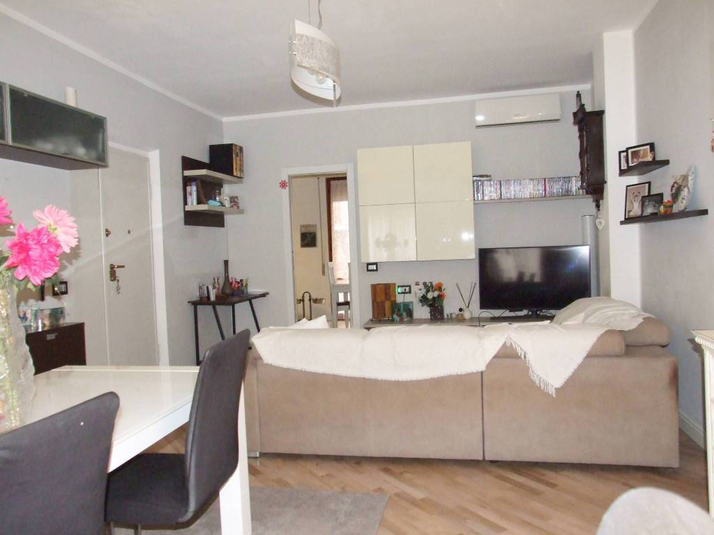 Appartamento a Prato in Via Adriano Zarini - Foto 2