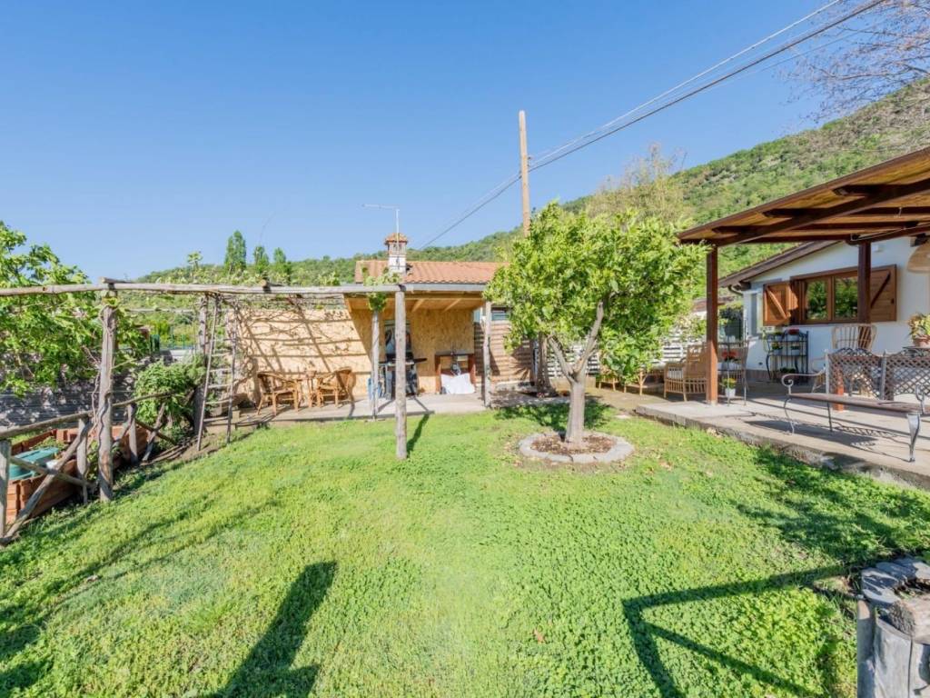Villa a Trevignano romano in Via Settevene Est - Foto 5