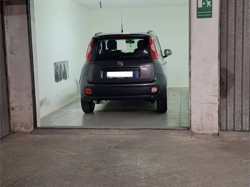 Box / garage a Ciriè in Via Carducci, 5 - Foto 2