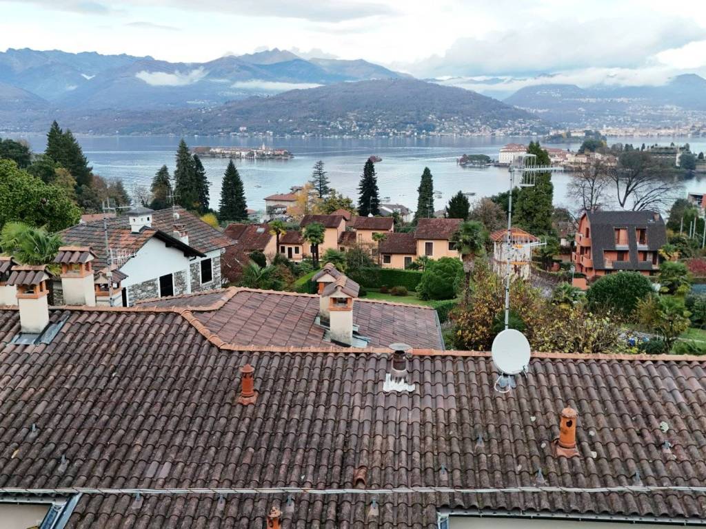 Casa indipendente a Stresa in Via dei Rompicini, n.15 - Foto 3