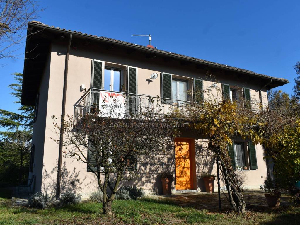 Villa a Nizza monferrato in Strada Bricco, 46 - Foto 4