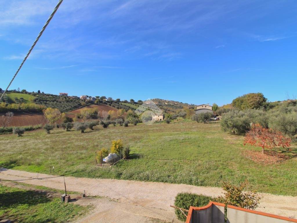 Villa a Giulianova in Via Vecchia Per Montone, 9 - Foto 4