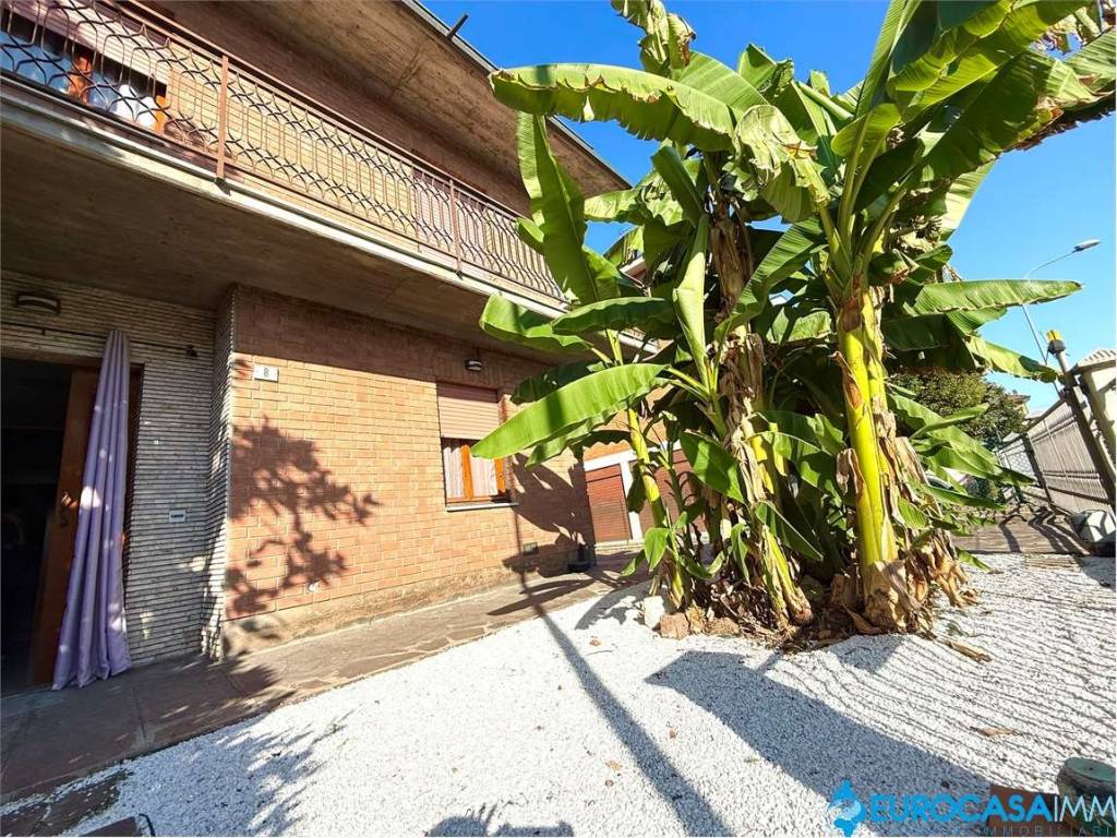 Villa a Carpi in Via Roosevelt - Foto 2