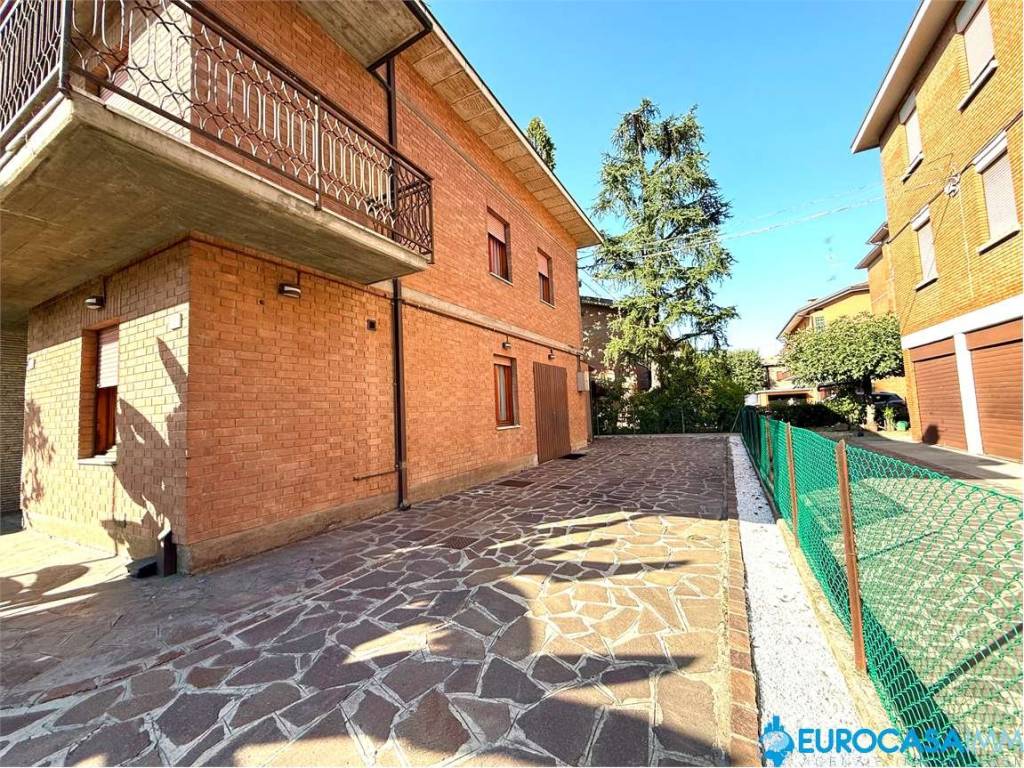 Villa a Carpi in Via Roosevelt - Foto 3