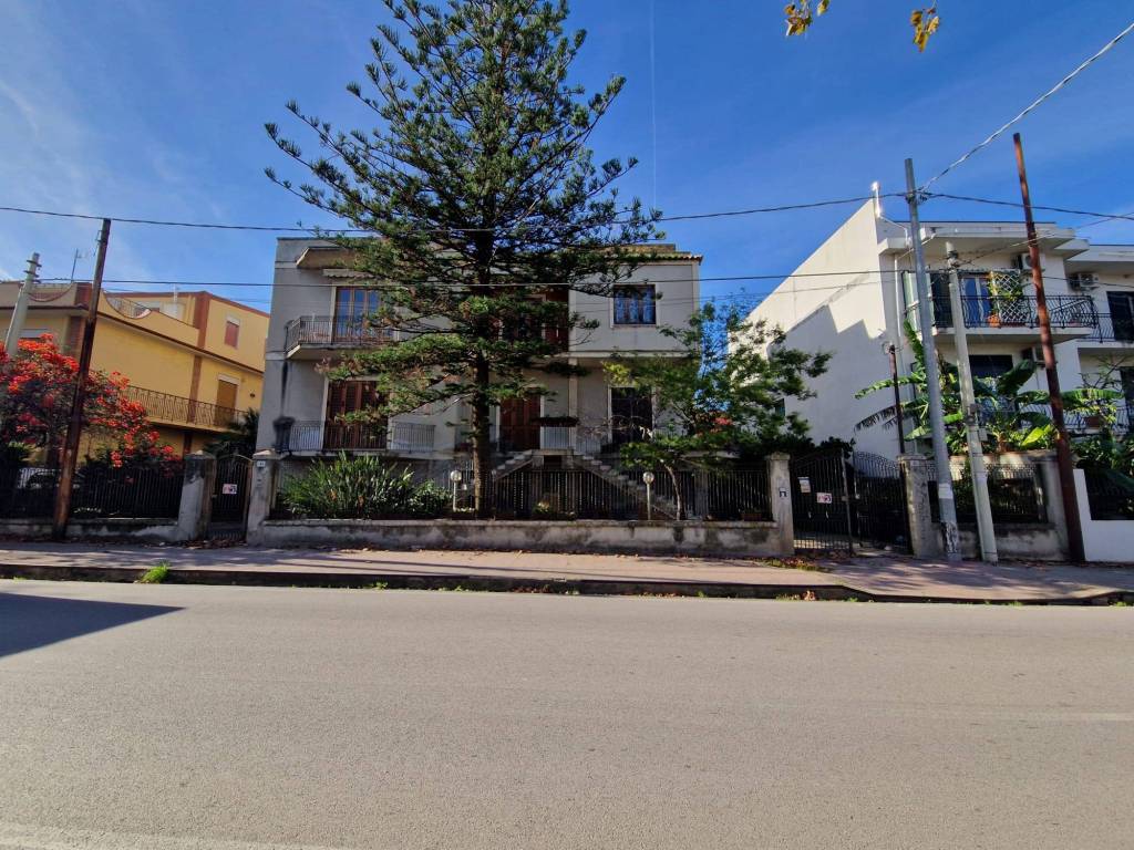 Villa a Milazzo in Via Madonna delle Grazie, 42 - Foto 2