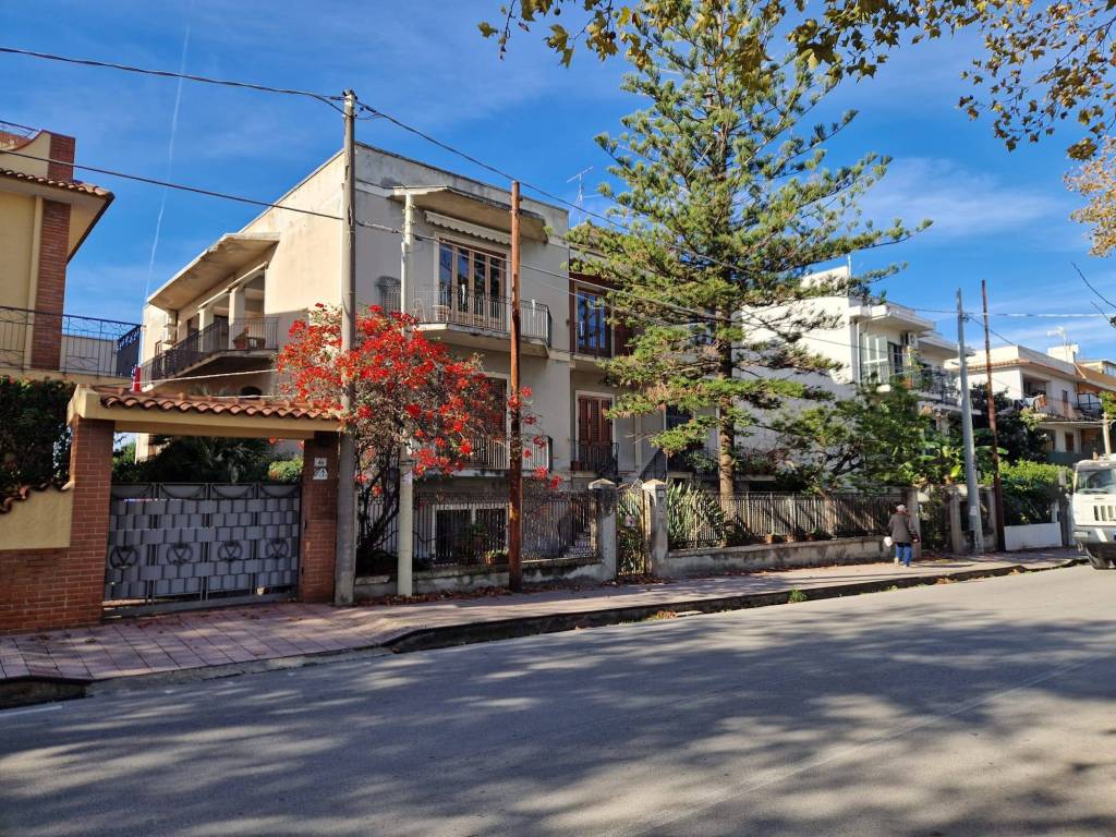 Villa a Milazzo in Via Madonna delle Grazie, 42 - Foto 3