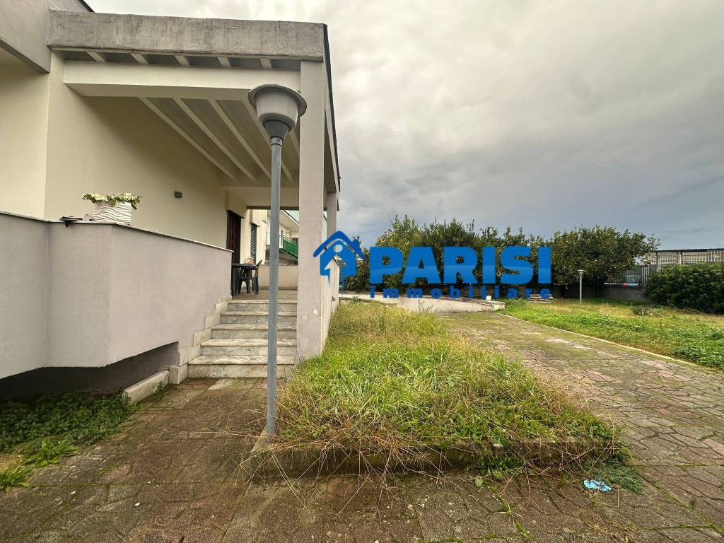 Villa a Giugliano in campania in Via Francesco Frezza - Foto 2