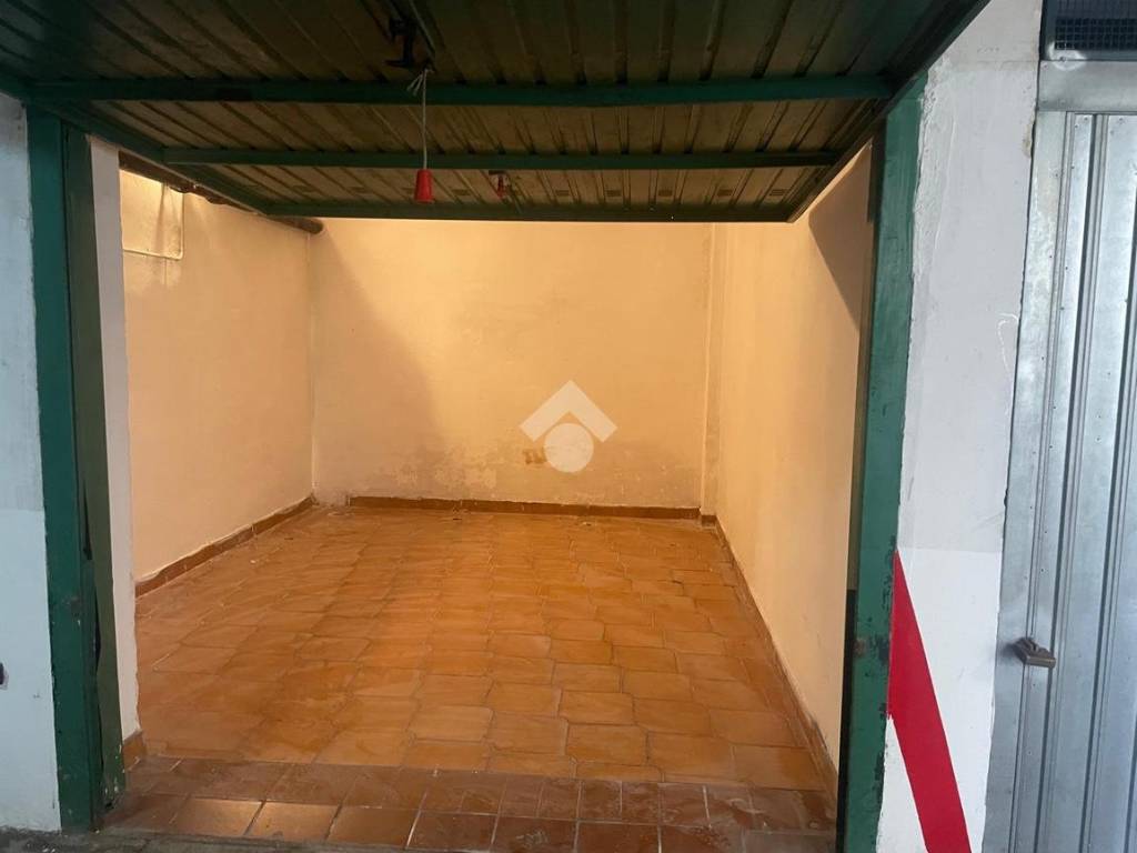 Box / garage a Lecce in via Boccaccio, 26 - Foto 2