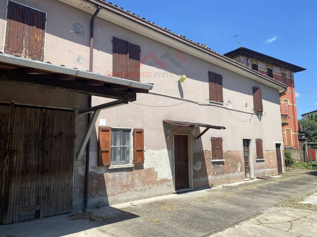 Villa a Casteggio in Via Cerretto Superiore, 15 - Foto 2