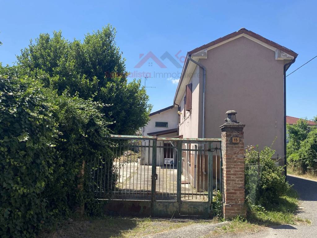 Villa a Casteggio in Via Cerretto Superiore, 15 - Foto 3