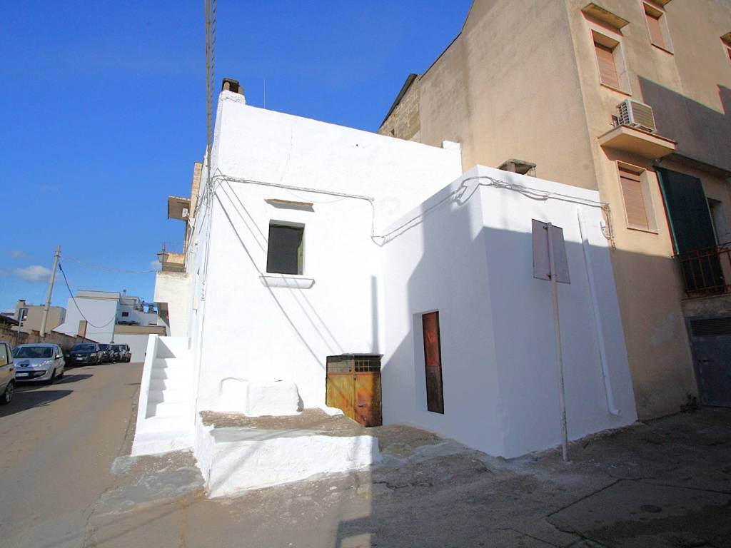 Casa indipendente a Matino in Via Immacolata - Foto 2