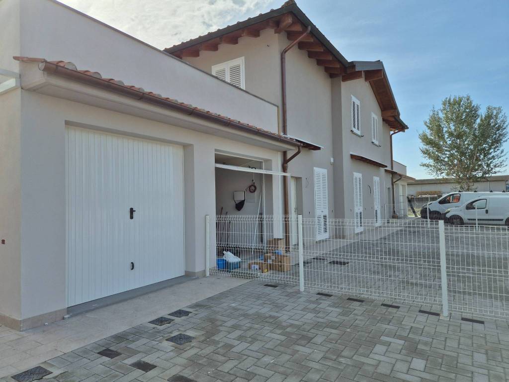 Casa indipendente a Pontedera - Foto 2