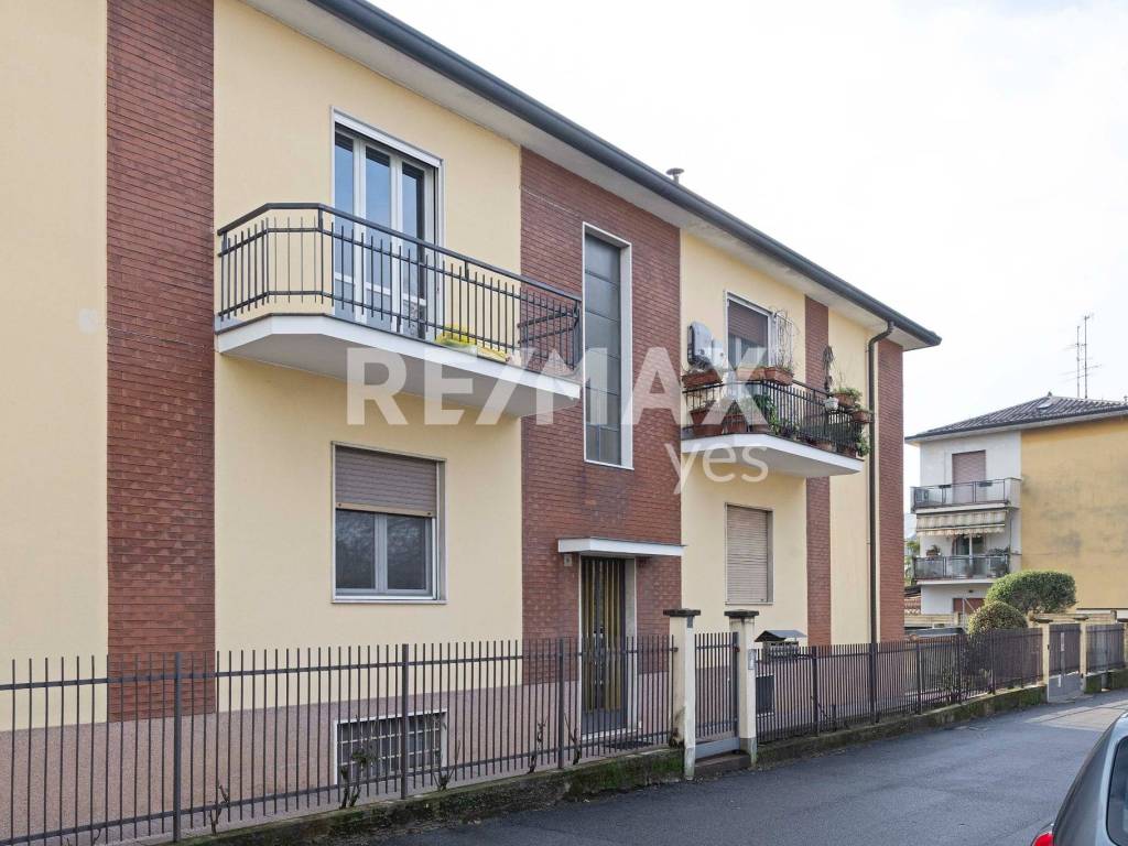 Appartamento a Cusano milanino in Via Podgora, 22 - Foto 2