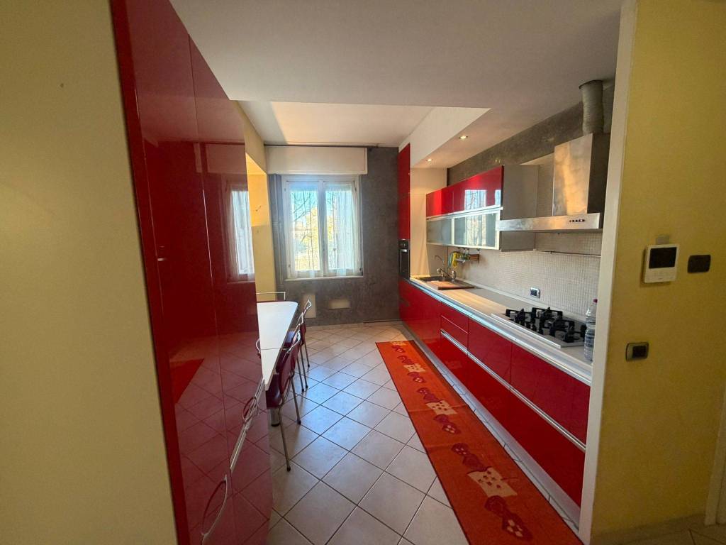 Appartamento a Piacenza in Via 4 Novembre, 54 - Foto 2