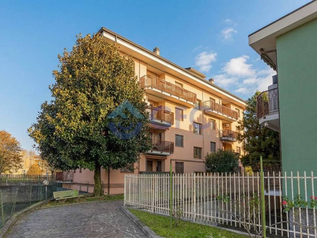 Appartamento a Vimodrone in Via Tagliamento, 31 - Foto 2