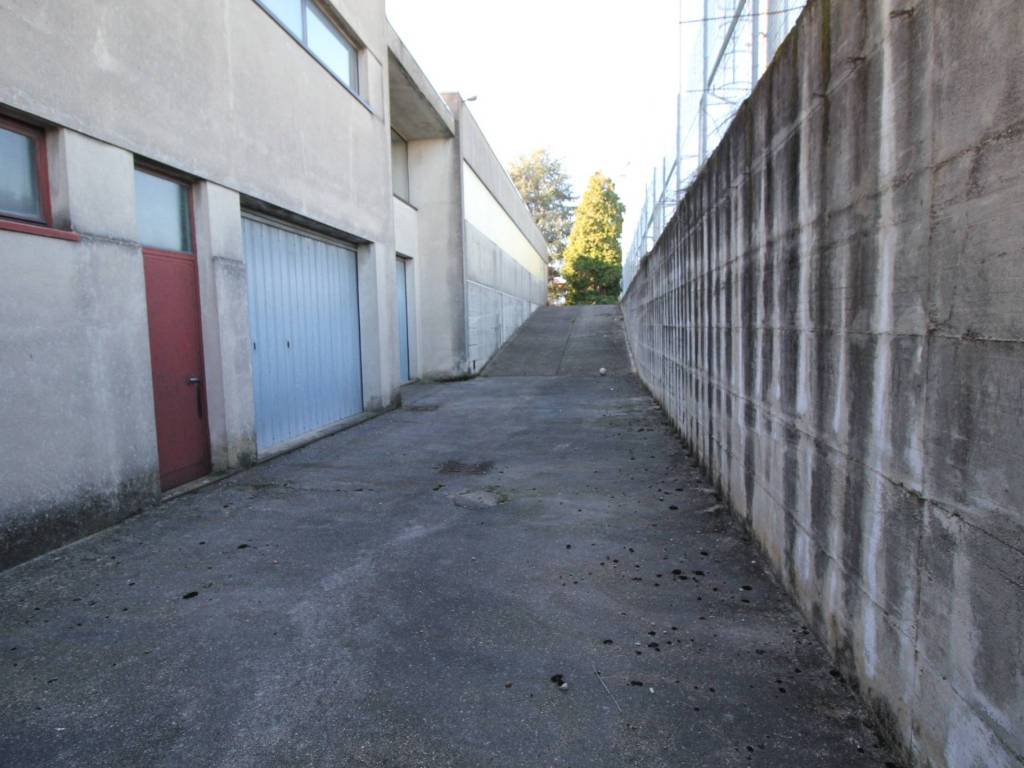 Immobile a Gorla minore in Via Circonvallazione - Foto 4