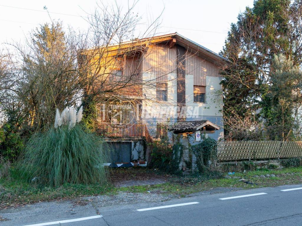 Casa indipendente a Crevalcore in Via Panerazzi 1613 - Foto 2