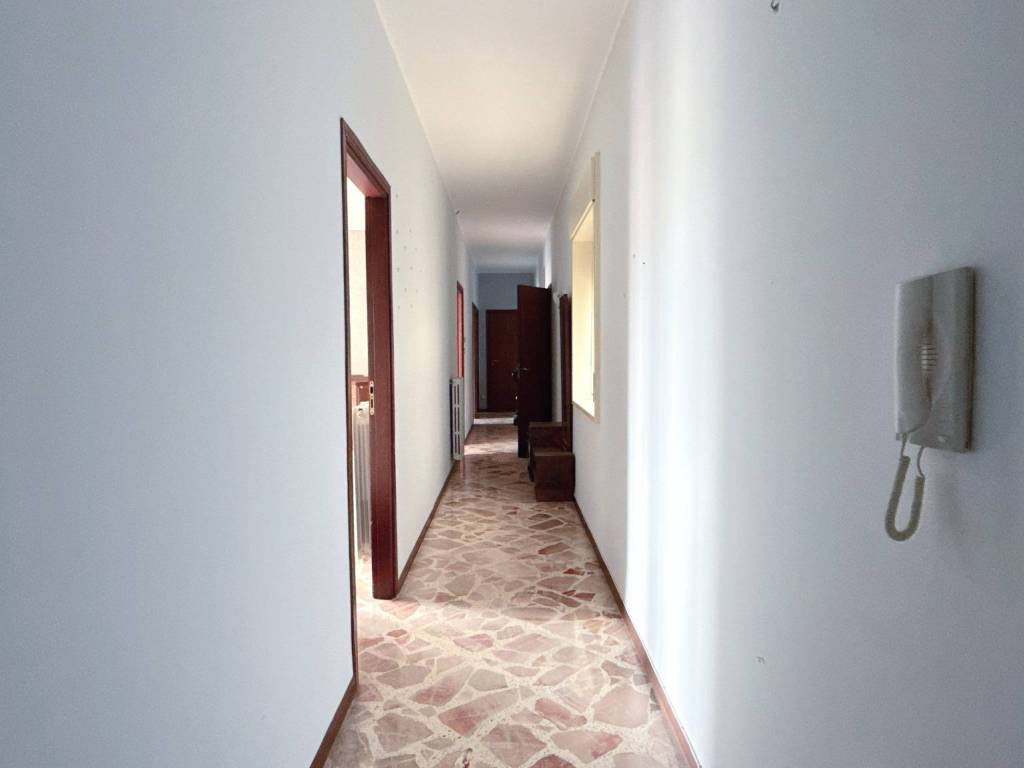 Appartamento a Siracusa in Viale Tica - Foto 3