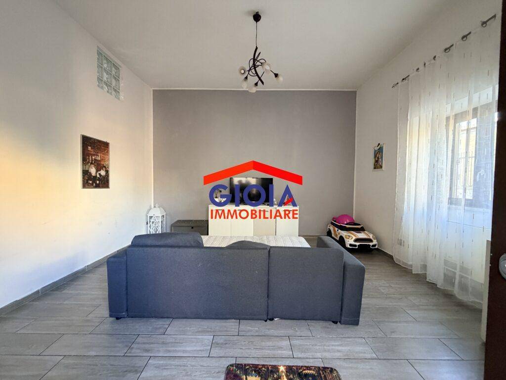 Appartamento a Mondragone in Via Messina, 7 - Foto 3