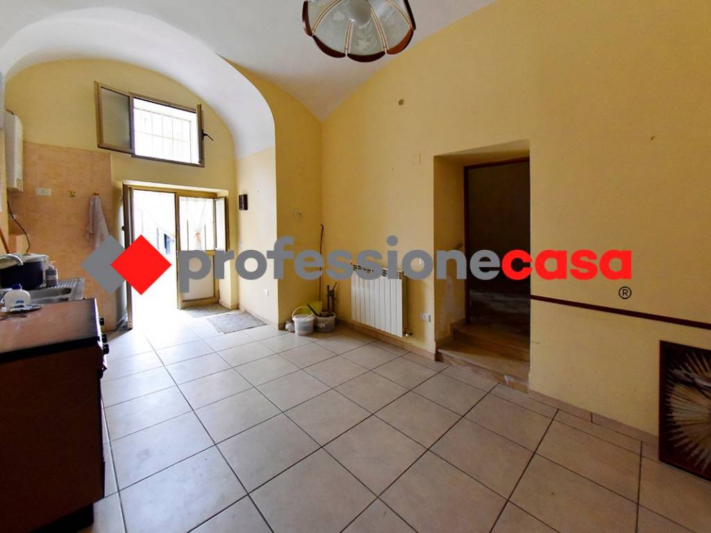 Appartamento a Caserta in via Casamassaro, 14 - Foto 4