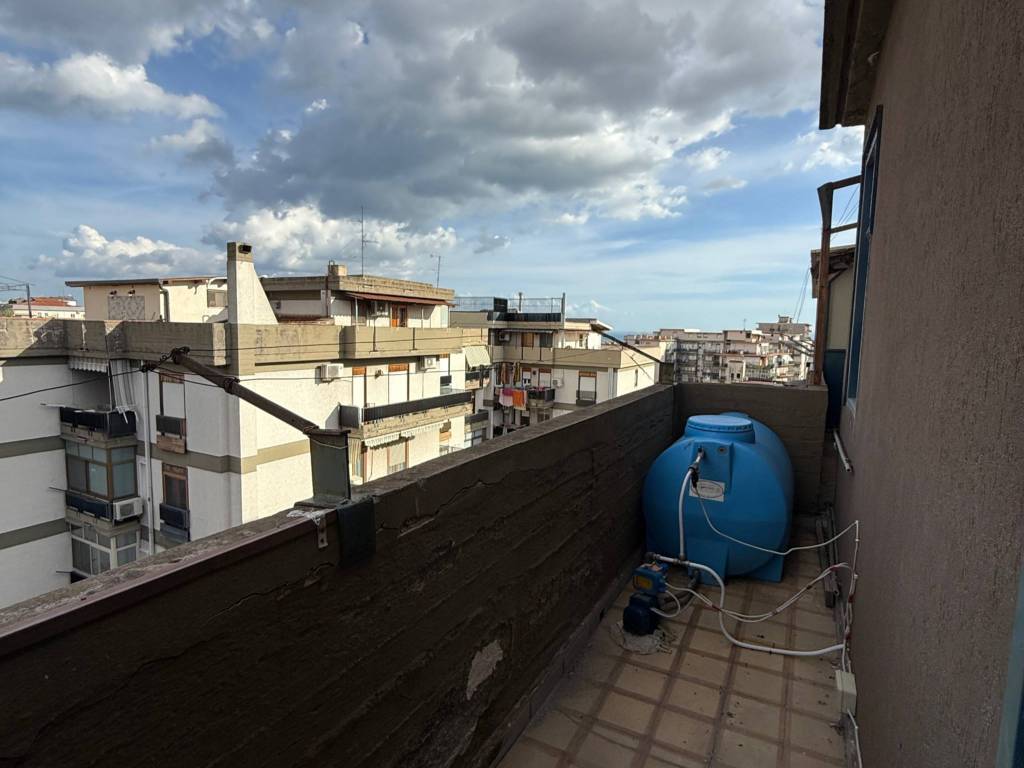 Appartamento a Catania in Viale delle Medaglie d'Oro, 90 - Foto 4