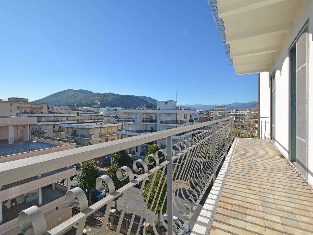 Appartamento a Albenga in Via Patrioti, 68 - Foto 2