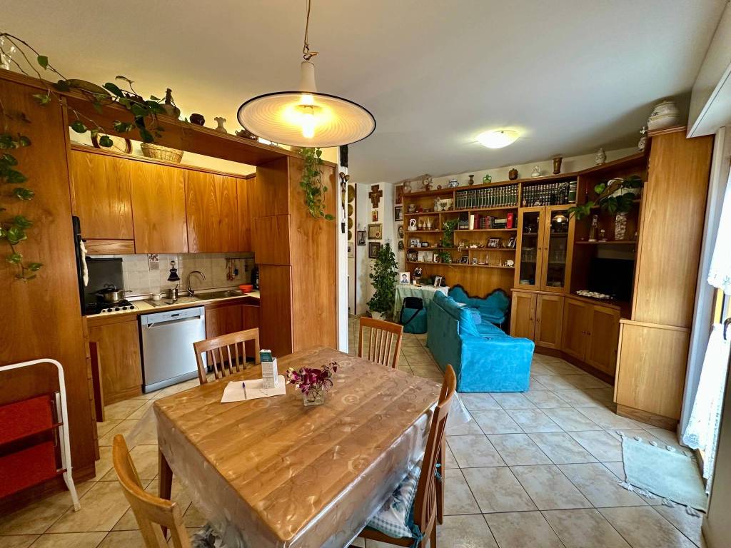 Appartamento a Monterotondo in Via Italo Calvino - Foto 4