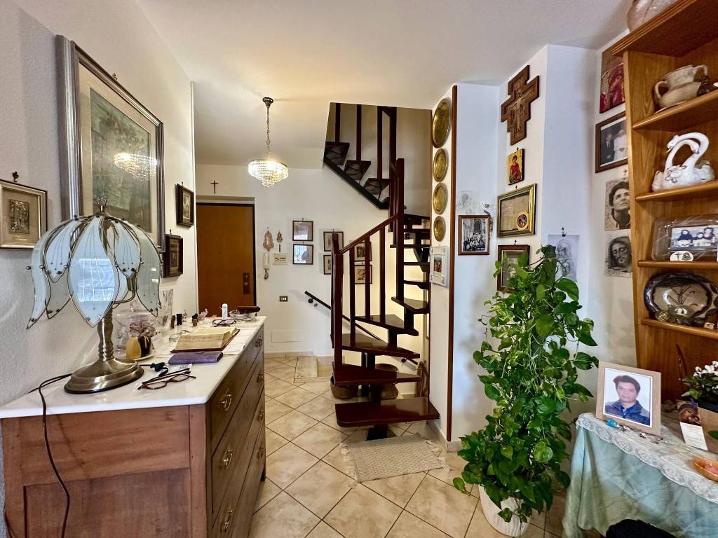 Appartamento a Monterotondo in Via Italo Calvino - Foto 5