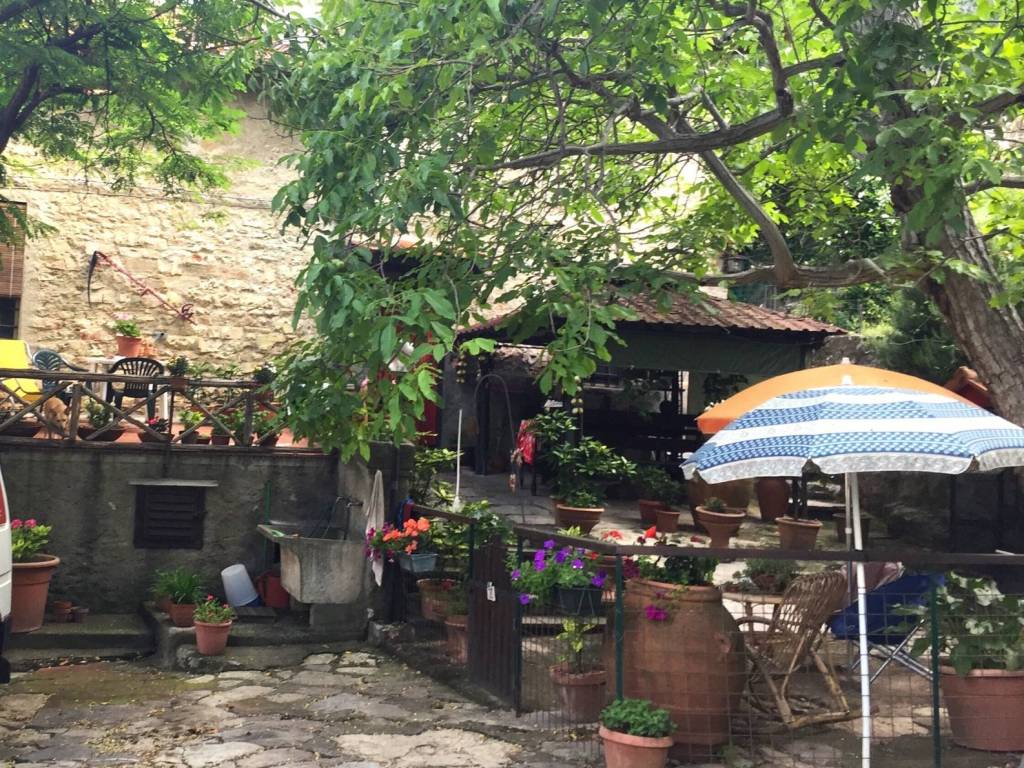 Rustico / casale a Prato in Via di Filettole - Foto 2