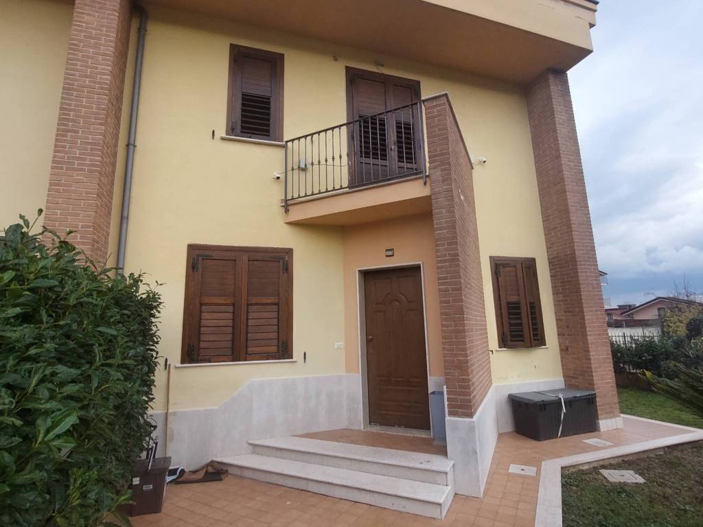 Villa a Airola in Via Bagnara - Foto 2