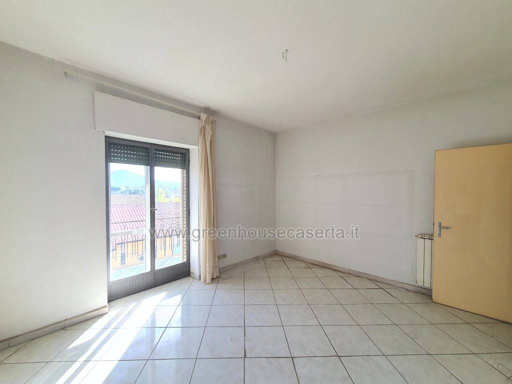 Appartamento a Caserta in Via Vescovo Michele Natale, 29 - Foto 5