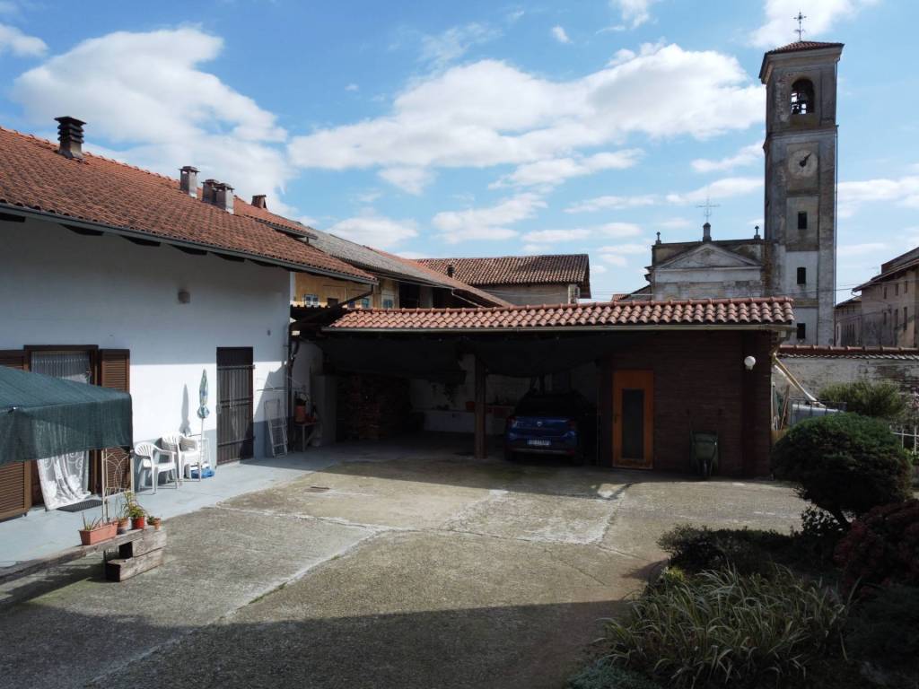 Villa a Tronzano vercellese in Via Emanuele Filiberto, 36 - Foto 5