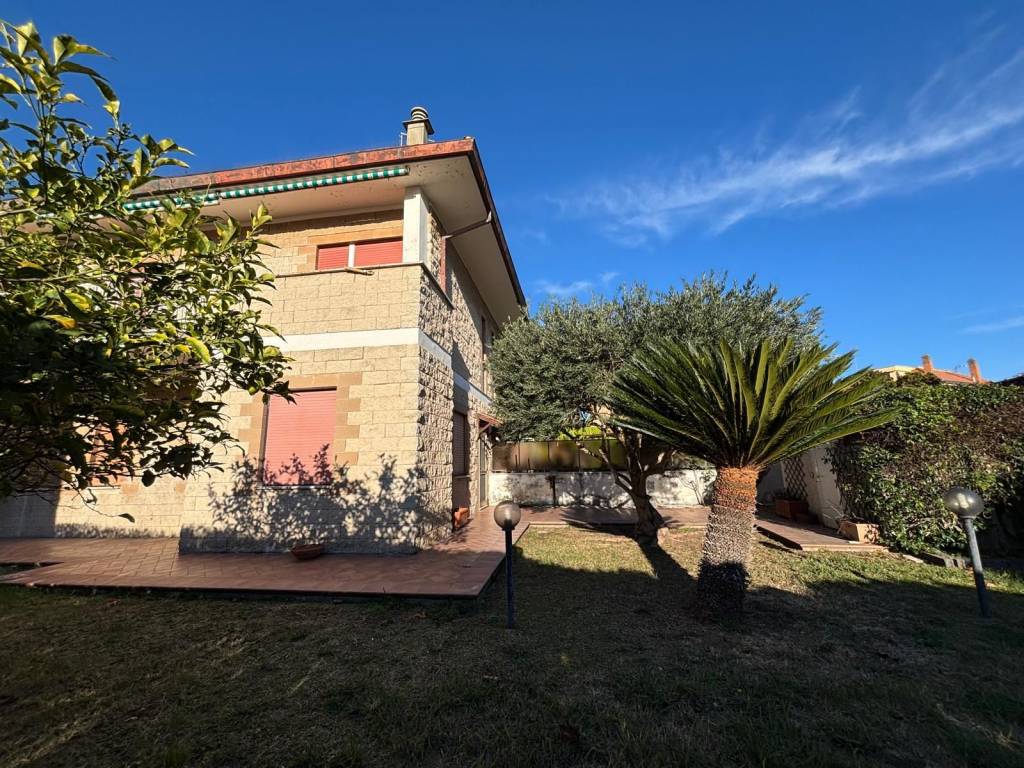 Villa a Cerveteri in Viale Mediterraneo, 23 - Foto 2