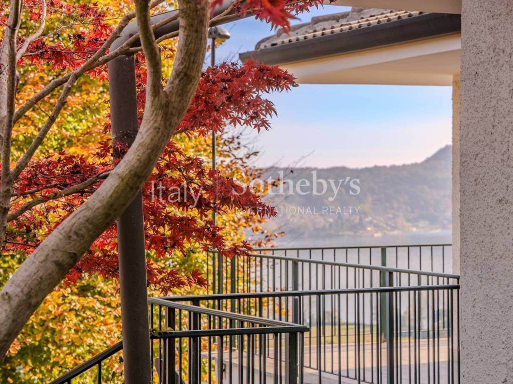 Villa a Lesa in Via Poggiolo di Solcio - Foto 3