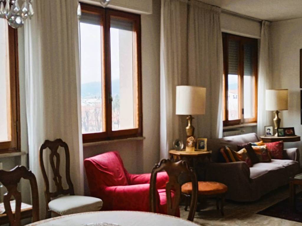 Appartamento a Prato in Via Arcivescovo Antonio Martini - Foto 2