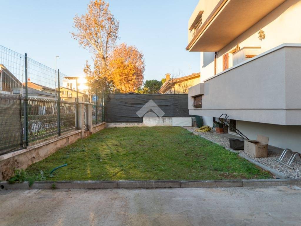 Appartamento a Villafranca di verona in Via dell'Esperanto, 33 - Foto 2