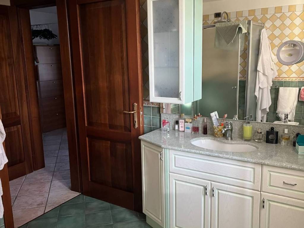 Villa a Bondeno in Via virgiliana pilastri, 202 - Foto 4