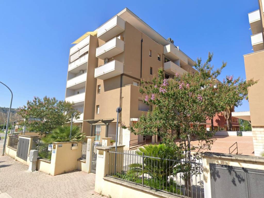 Appartamento a Manoppello in Via F. P. Michetti, 20 - Foto 4