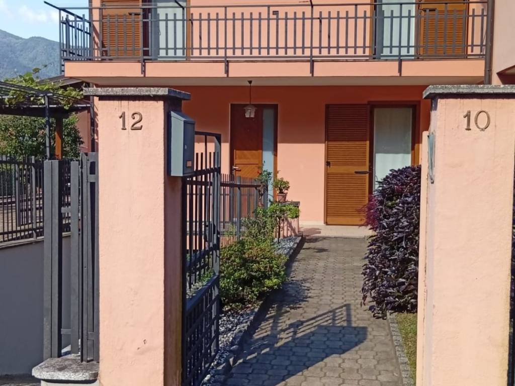 Villetta a schiera a Omegna in Via Francesco Beldì - Foto 3