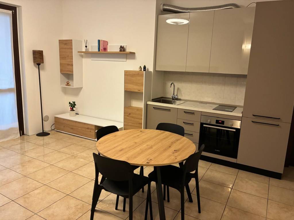 Appartamento a Lomazzo in Via del Seprio - Foto 2