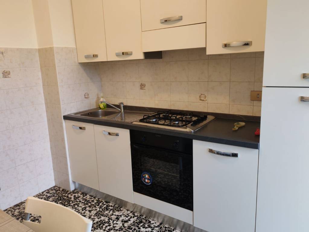 Appartamento a Lecco in Via Pola, 5 - Foto 3