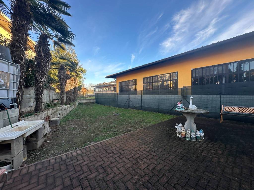 Villa a Borgo ticino in Via 25 Aprile - Foto 4