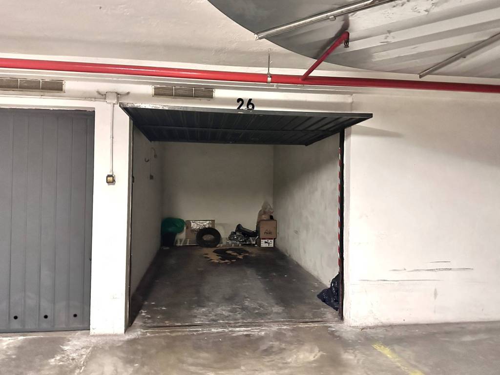 Box / garage a Verona in Via dei Mutilati, 3 - Foto 2