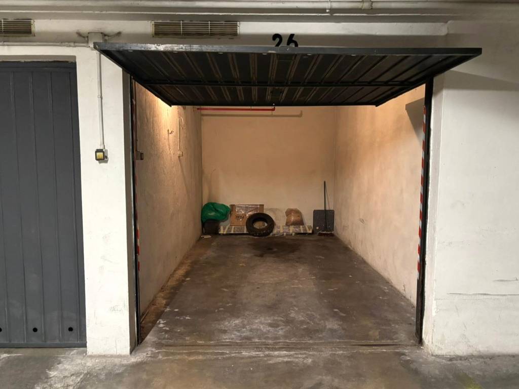 Box / garage a Verona in Via dei Mutilati, 3 - Foto 3