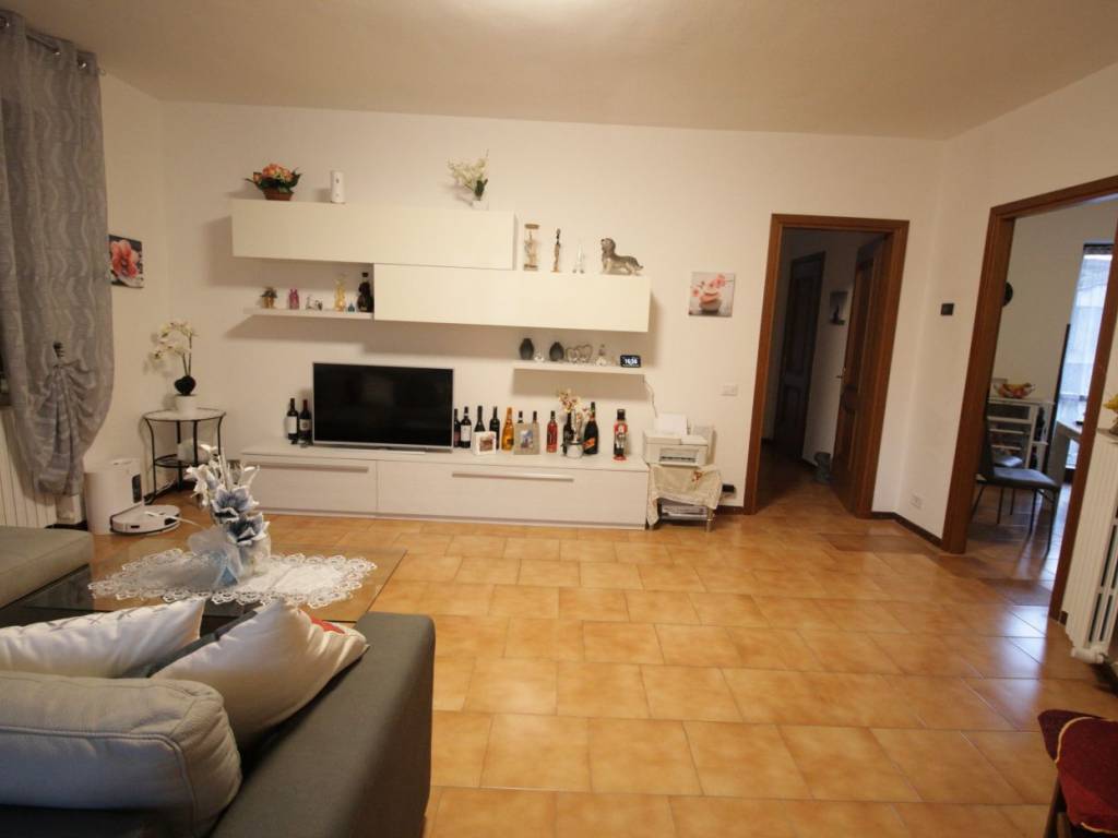 Appartamento a Borgonovo val tidone in Strada di Seminò - Foto 3